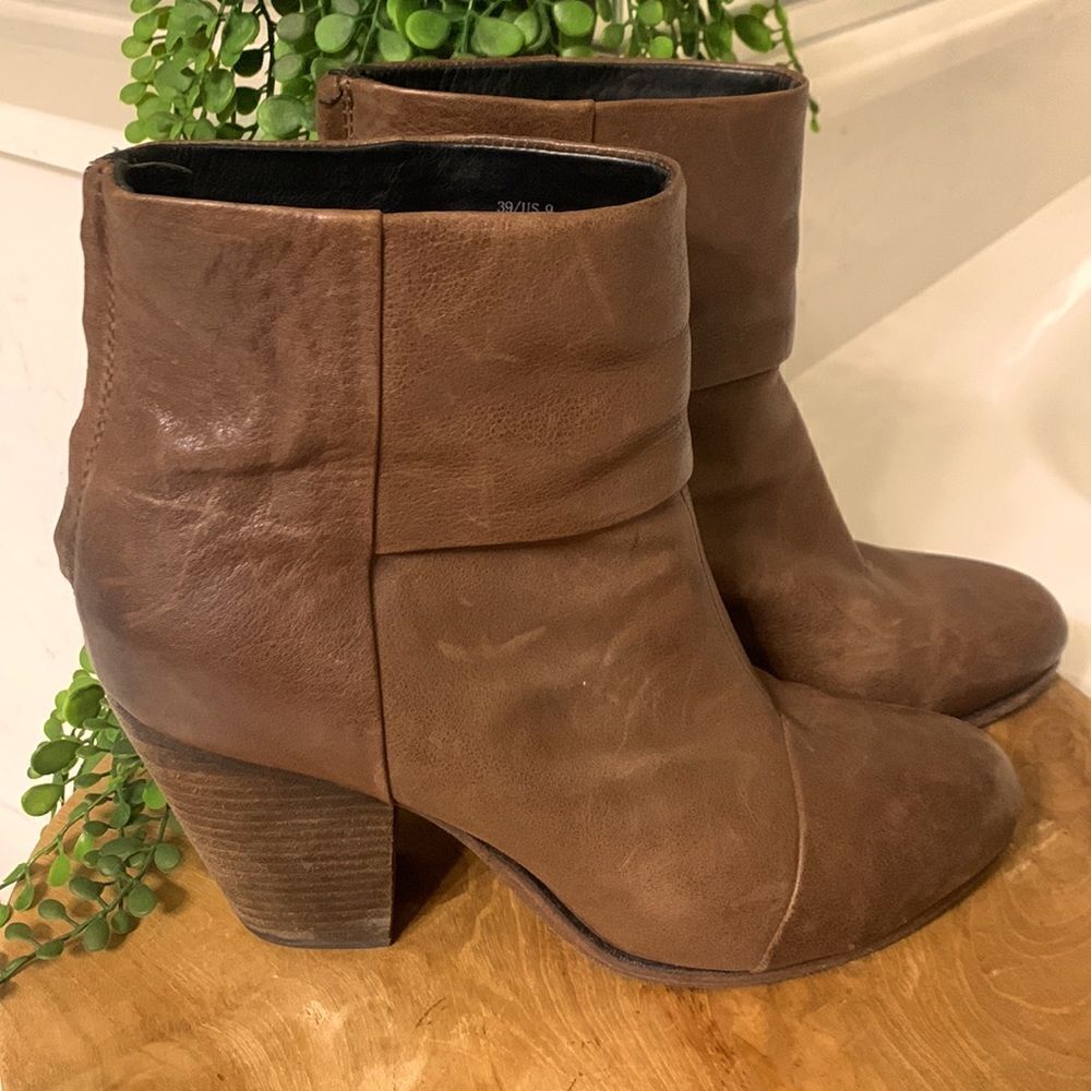 Rag & Bone Leather Booties‎